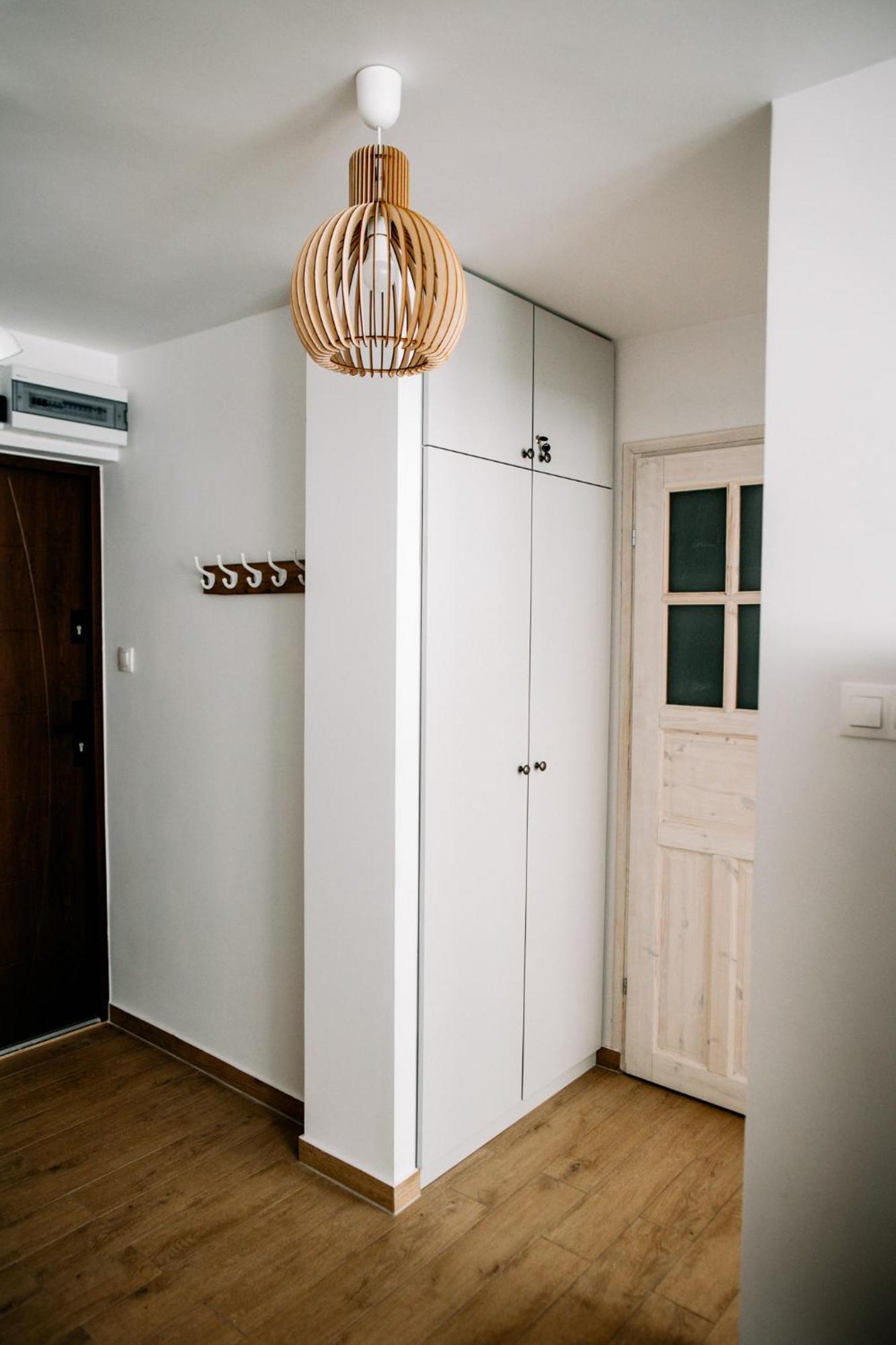 Apartament Antrakt Єленя-Ґура Екстер'єр фото